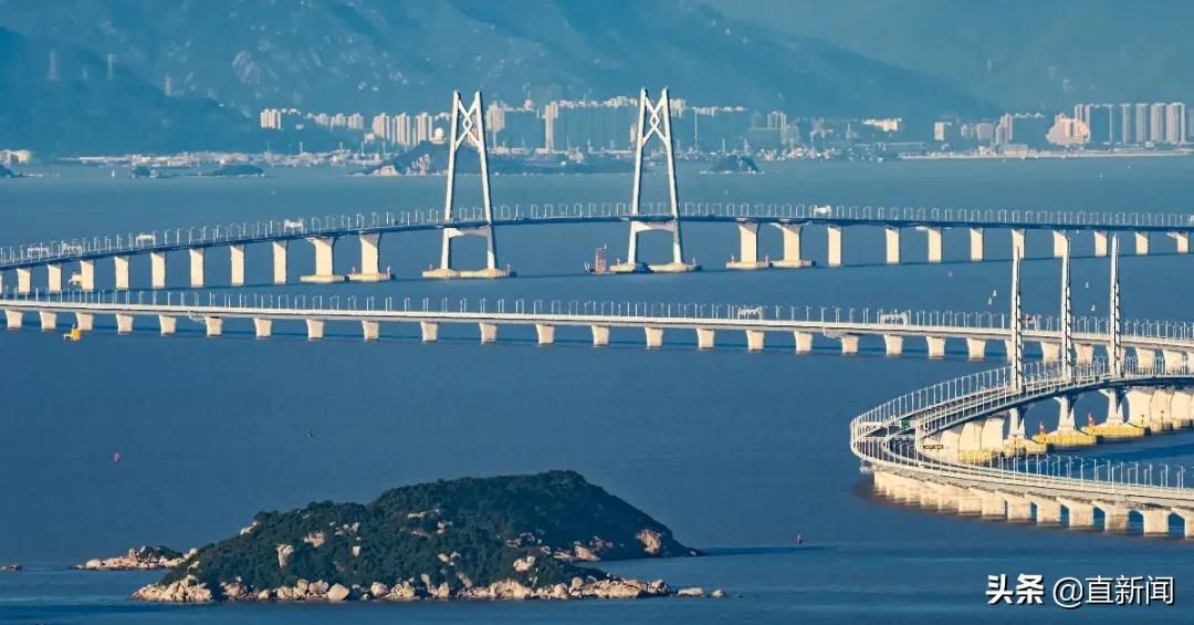 探索未來，2025新澳門正版免費資本車的時代來臨，2025新澳門正版免費資本車時代，探索未來的機遇與挑戰(zhàn)